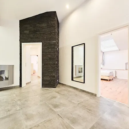 Tolstov - 3 , 4 And 5 - 20 Min Zur Messe Dus Lägenhet Willich